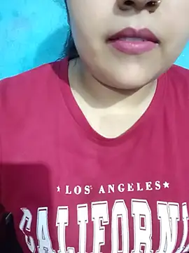 Love-Veronica online show from July 2026 05:44:01 PM
