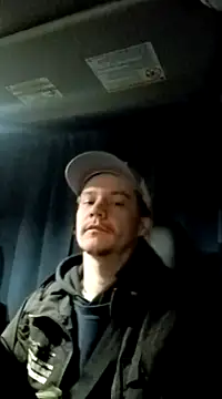 Snapshot of ChuckyyDee chatting on December 2024 09:32:02 AM ChuckyyDee online show from December 2024 09:32:02 AM