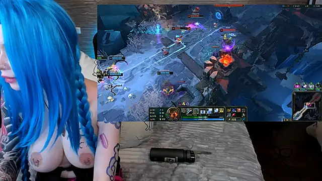 Snapshot of Lust_One_ chatting on January 2025 08:33:02 PM Lust One  online show from January 2025 08:33:02 PM