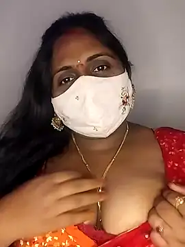 Snapshot of Sexy_Radhikaa chatting on February 2025 02:26:02 PM Sexy Radhikaa online show from February 2025 02:26:02 PM