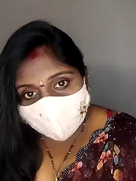 Snapshot of Sexy_Radhikaa chatting on February 2025 05:41:01 AM Sexy Radhikaa online show from February 2025 05:41:01 AM