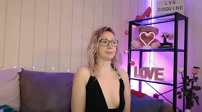 Lyscoquine online show from March 2025 01:04:02 PM