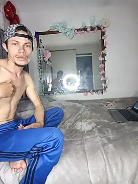 laura arias018 online show from October 2025 06:06:02 AM