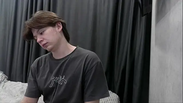 W N G S online show from October 2025 04:57:02 AM