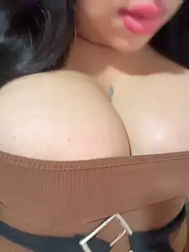 Chloe-antonella online show from April 2026 09:17:02 PM