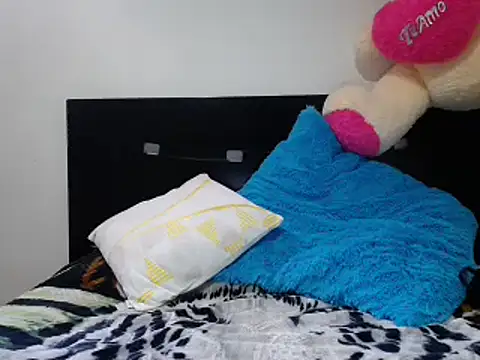 princehermosa44 online show from February 2025 02:10:01 PM