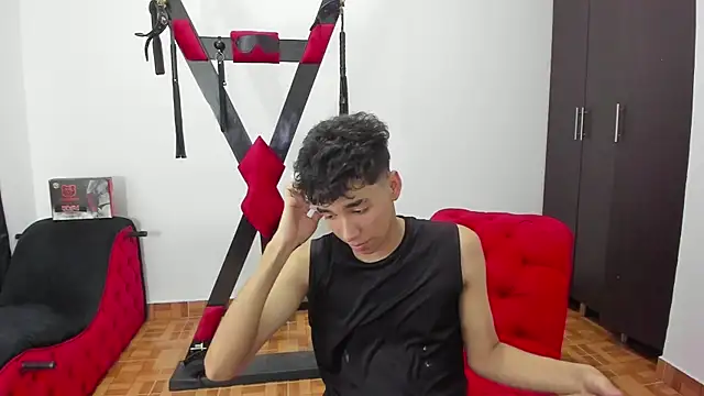 Snapshot of Harry_LatinBoy chatting on January 2025 07:38:02 PM Harry LatinBoy online show from January 2025 07:38:02 PM