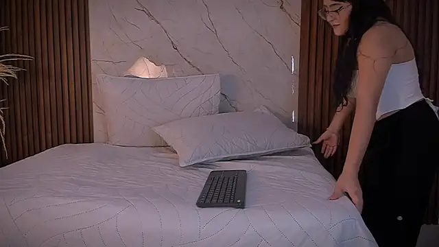 king lovely hornyy online show from April 2026 11:10:01 AM