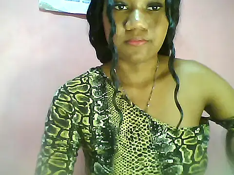 Snapshot of Fariana01 chatting on February 2025 12:09:01 AM Fariana01 online show from February 2025 12:09:01 AM