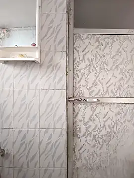 Snapshot of surabhi09 chatting on November 2025 02:10:01 AM surabhi09 online show from November 2025 02:10:01 AM