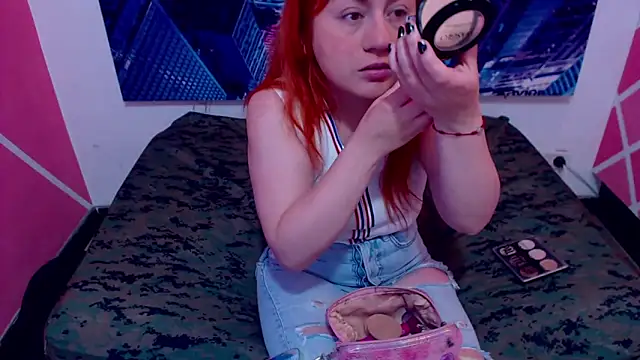 XxMiaSexxyHotxX online show from December 2025 02:15:01 PM