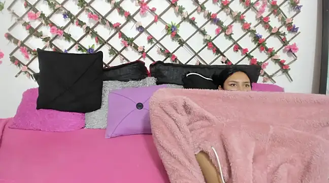 Snapshot of abby_eemily chatting on March 2025 10:07:02 PM abby eemily online show from March 2025 10:07:02 PM