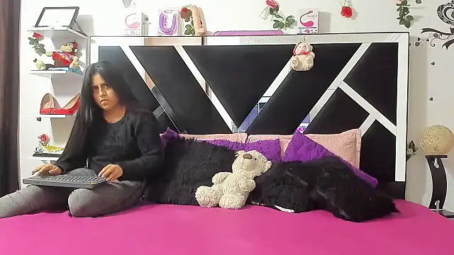 Snapshot of abby_eemily chatting on September 2025 12:05:02 PM abby eemily online show from September 2025 12:05:02 PM