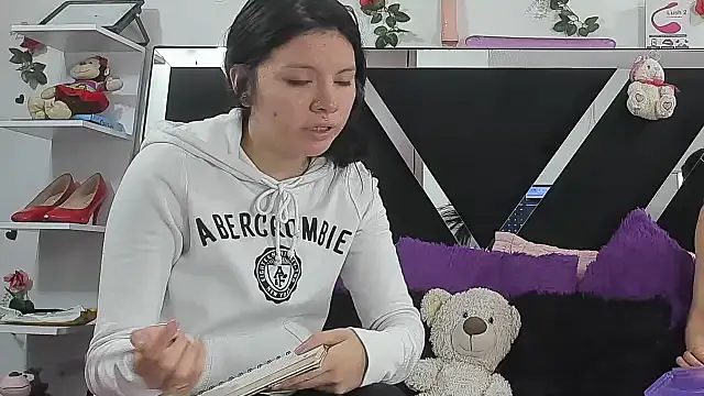 Snapshot of abby_eemily chatting on September 2025 12:10:02 PM abby eemily online show from September 2025 12:10:02 PM