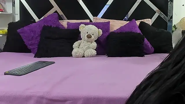 Snapshot of abby_eemily chatting on October 2025 12:04:02 PM abby eemily online show from October 2025 12:04:02 PM