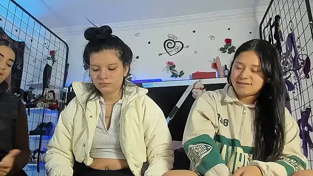 Snapshot of abby_eemily chatting on November 2025 12:15:02 PM abby eemily online show from November 2025 12:15:02 PM