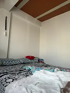 LollaByer online show from March 2025 09:05:02 PM