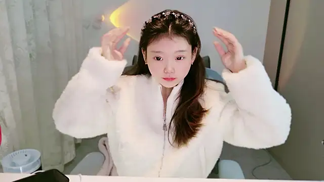 yangyang-1115 online show from December 2025 04:33:02 AM