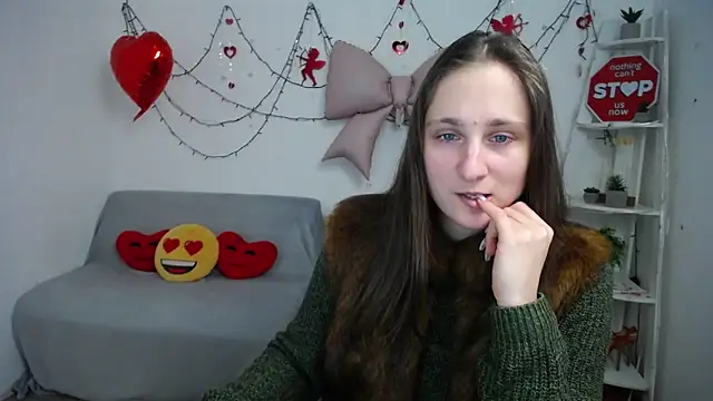 MichelLeee online show from February 2026 12:31:01 PM