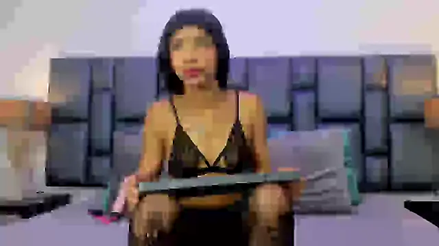 Snapshot of AshleyHill2 chatting on February 2025 03:48:01 AM AshleyHill2 online show from February 2025 03:48:01 AM