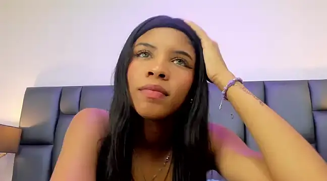 Snapshot of AshleyHill2 chatting on February 2025 09:58:02 AM AshleyHill2 online show from February 2025 09:58:02 AM