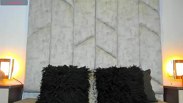 Snapshot of AshleyHill2 chatting on March 2025 03:47:01 AM AshleyHill2 online show from March 2025 03:47:01 AM