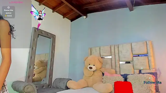 Snapshot of AshleyHill2 chatting on September 2025 03:30:02 AM AshleyHill2 online show from September 2025 03:30:02 AM