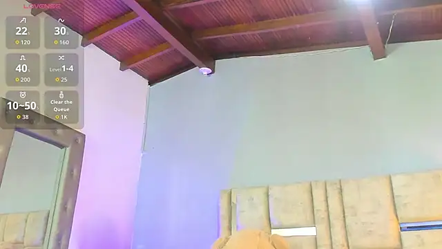 Snapshot of AshleyHill2 chatting on September 2025 05:33:01 AM AshleyHill2 online show from September 2025 05:33:01 AM