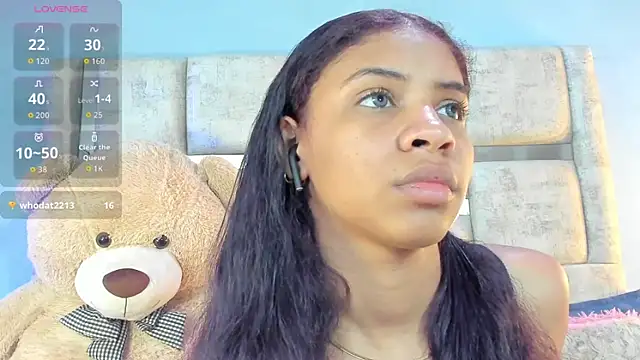 Snapshot of AshleyHill2 chatting on September 2025 03:32:02 AM AshleyHill2 online show from September 2025 03:32:02 AM