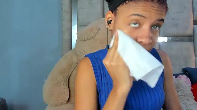 Snapshot of AshleyHill2 chatting on September 2025 03:22:01 AM AshleyHill2 online show from September 2025 03:22:01 AM