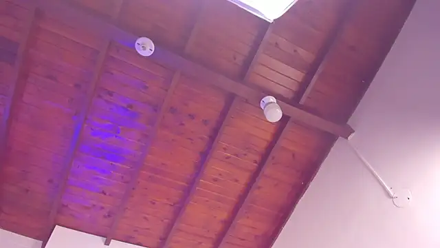 Snapshot of AshleyHill2 chatting on November 2025 03:34:01 AM AshleyHill2 online show from November 2025 03:34:01 AM