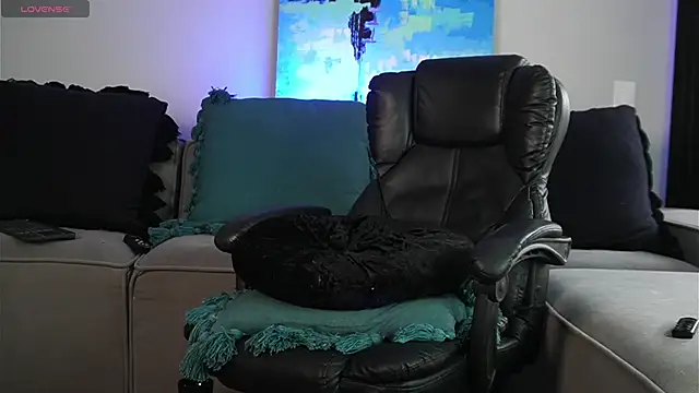 Snapshot of DimitriSullivan_ chatting on January 2025 01:25:02 PM DimitriSullivan online show from January 2025 01:25:02 PM