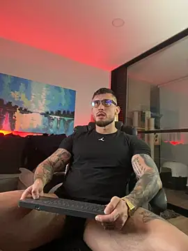 Snapshot of DimitriSullivan_ chatting on March 2025 01:31:02 AM DimitriSullivan online show from March 2025 01:31:02 AM