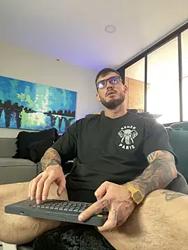 Snapshot of DimitriSullivan_ chatting on March 2025 09:13:02 PM DimitriSullivan online show from March 2025 09:13:02 PM