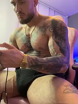 Snapshot of DimitriSullivan_ chatting on March 2025 10:10:02 AM DimitriSullivan online show from March 2025 10:10:02 AM