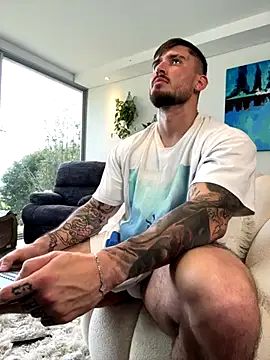 Snapshot of DimitriSullivan_ chatting on October 2025 09:23:02 PM DimitriSullivan online show from October 2025 09:23:02 PM