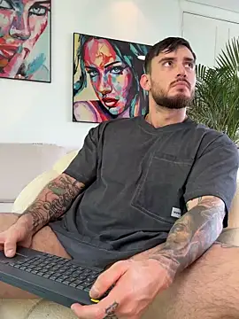 Snapshot of DimitriSullivan_ chatting on October 2025 07:04:02 PM DimitriSullivan online show from October 2025 07:04:02 PM