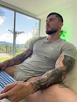 Snapshot of DimitriSullivan_ chatting on November 2025 05:19:01 PM DimitriSullivan online show from November 2025 05:19:01 PM