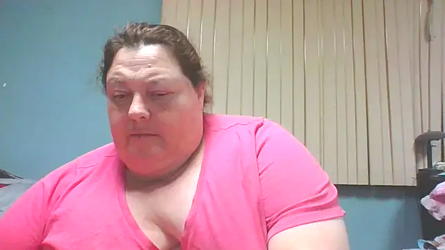 Honeybee2025 online show from December 2024 11:36:02 PM