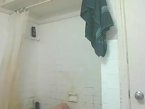 Honeybee2025 online show from February 2025 04:20:01 AM