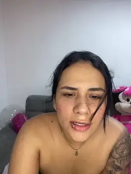 Leyna Kenet online show from December 2024 06:34:01 PM