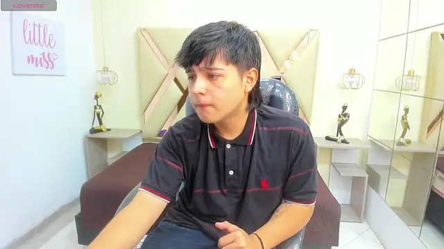 AndrewPherson online show from April 2026 01:01:02 PM