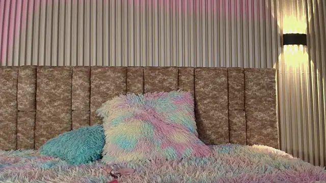 tiffany johnson11 online show from November 2025 07:49:02 PM