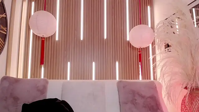 Aniie Doll online show from January 2026 08:25:02 PM