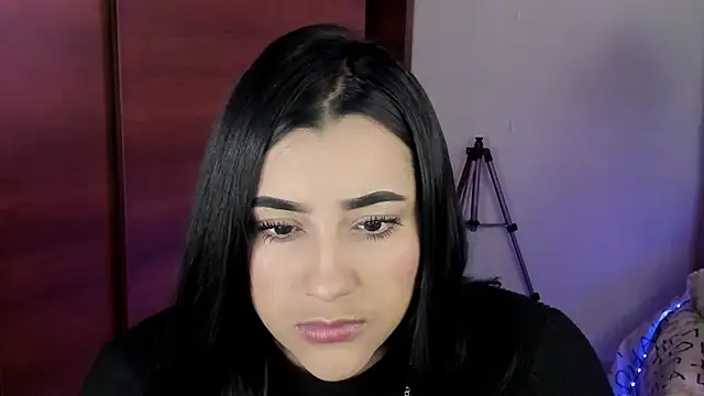 Snapshot of male_couper chatting on March 2025 05:43:02 PM male couper online show from March 2025 05:43:02 PM