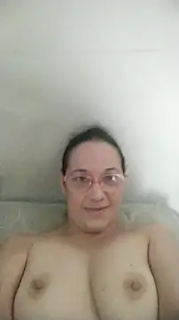 Snapshot of nicolle_milf1978 chatting on November 2025 01:04:01 PM nicolle milf1978 online show from November 2025 01:04:01 PM