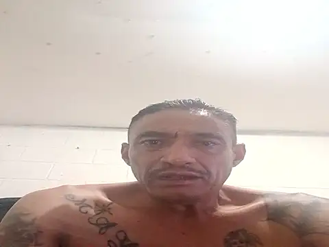 Snapshot of Innsaciable chatting on October 2025 08:55:02 AM Innsaciable online show from October 2025 08:55:02 AM