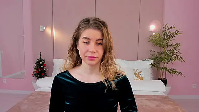 VikkiStorm online show from December 2024 04:03:02 AM