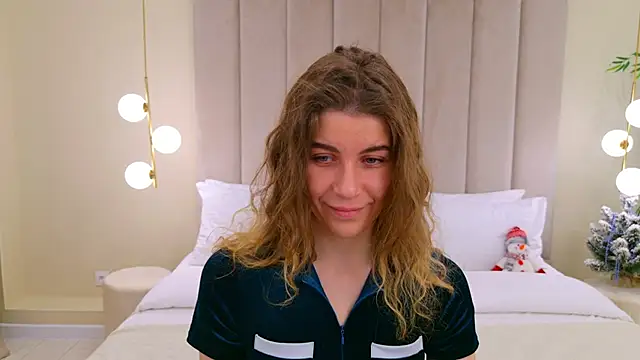 VikkiStorm online show from December 2024 03:34:02 AM