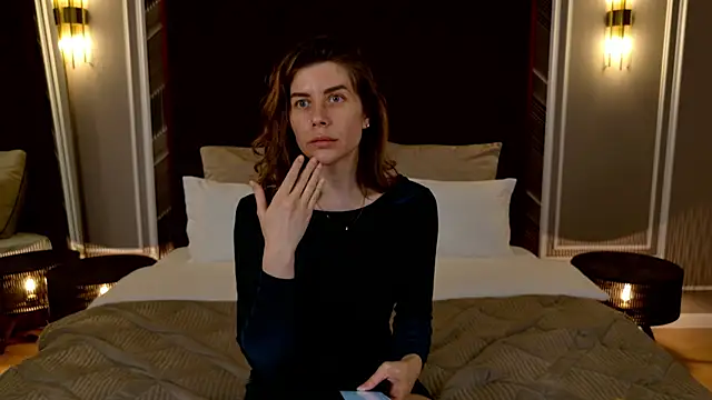 VikkiStorm online show from March 2025 06:16:01 AM